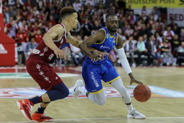 经验型中场 经验型中场