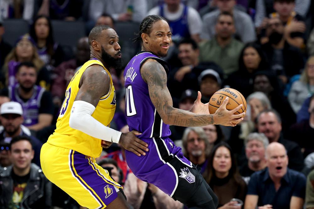 以为年轻球 以为年轻球